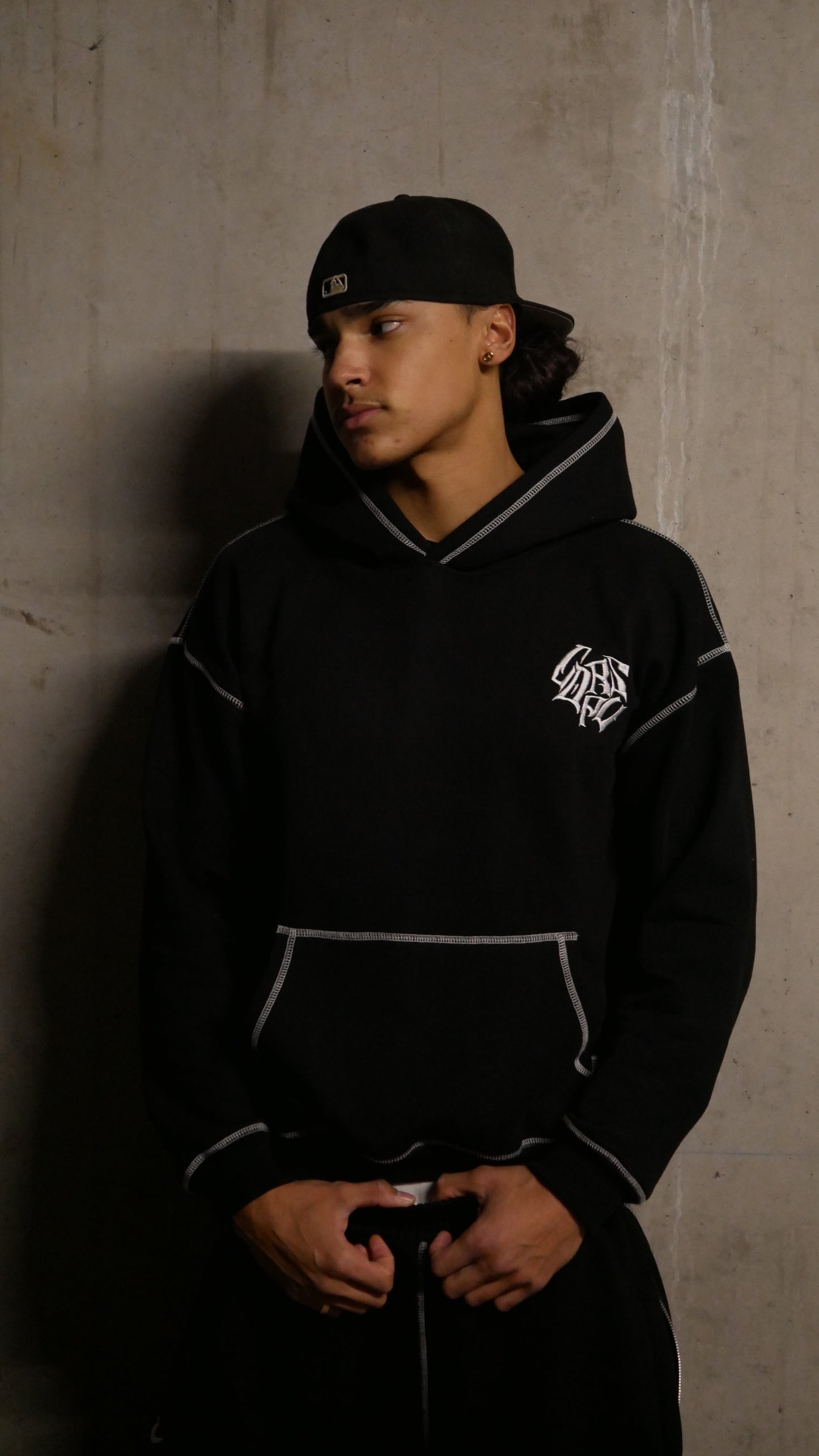 Hoodie Noir Oversize 500GSM — Corpus